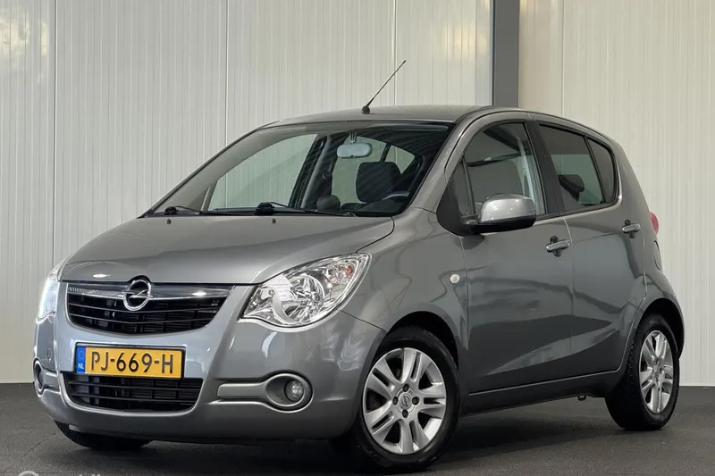 Opel Agila (2012)