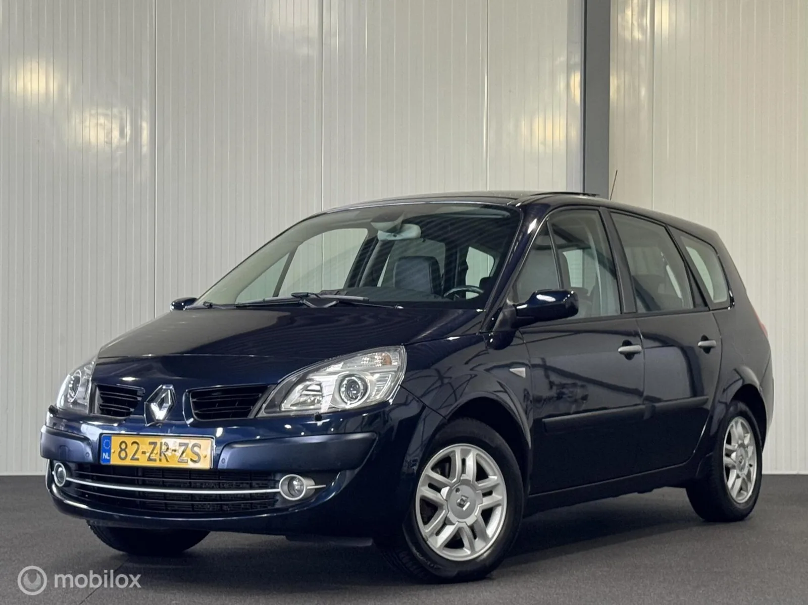 Renault Grand Scénic (2008) — foto 1