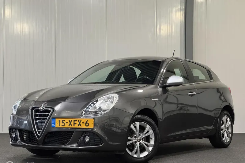 Alfa Romeo Giulietta (2012)