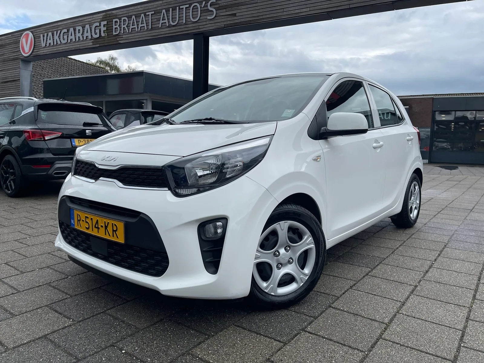 Kia Picanto (2022) — foto 1