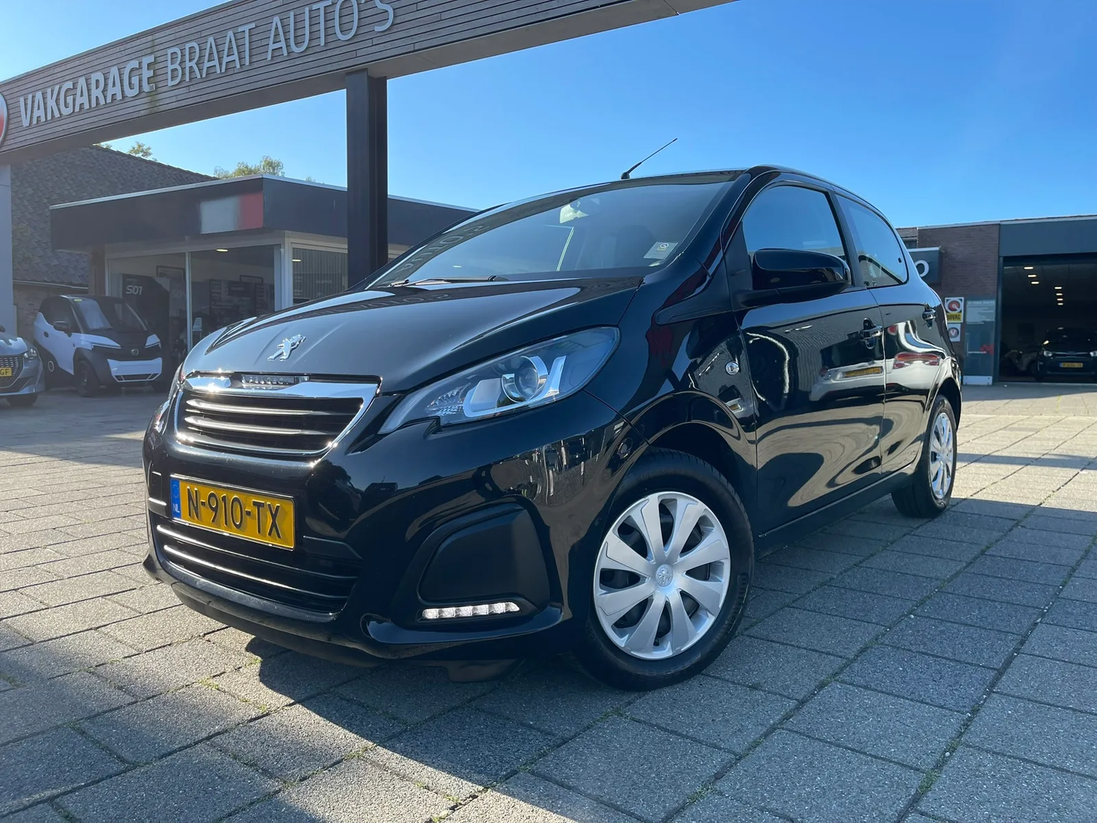 Peugeot 108 (2022) — foto 1
