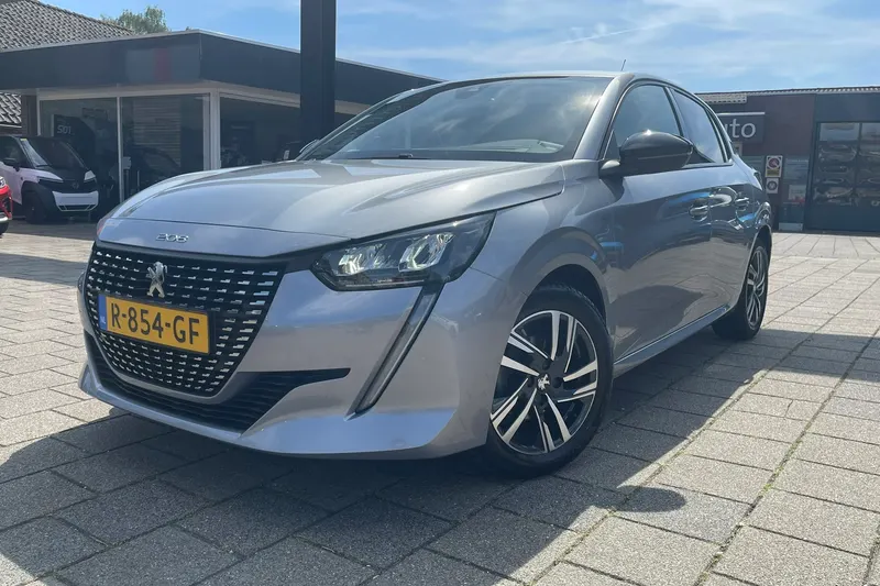 Peugeot 208 (2022)