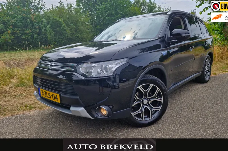 Mitsubishi Outlander (2015)