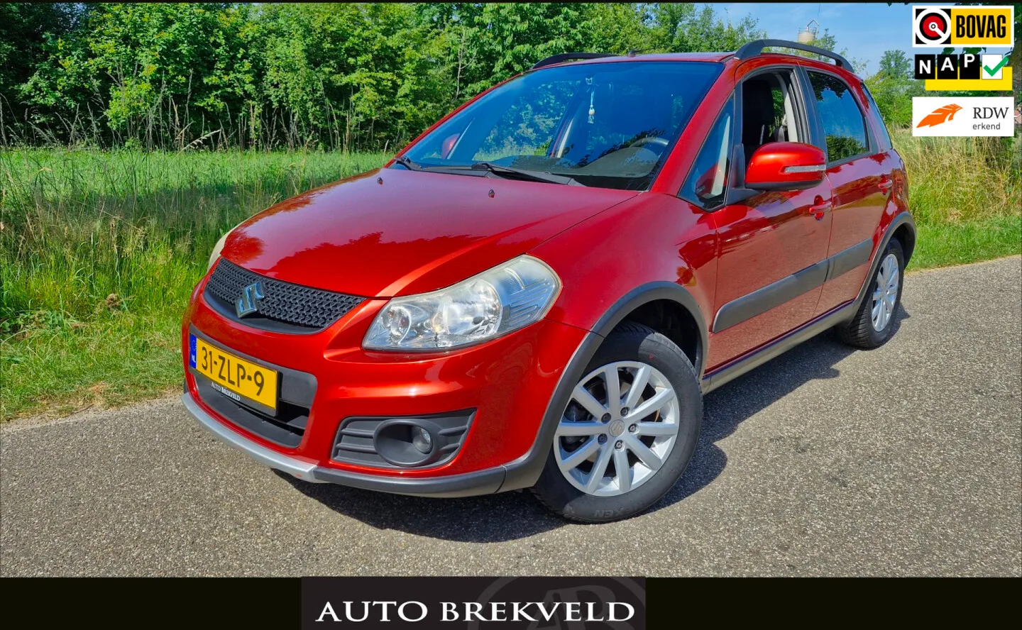 Suzuki SX4 (2013) — foto 1