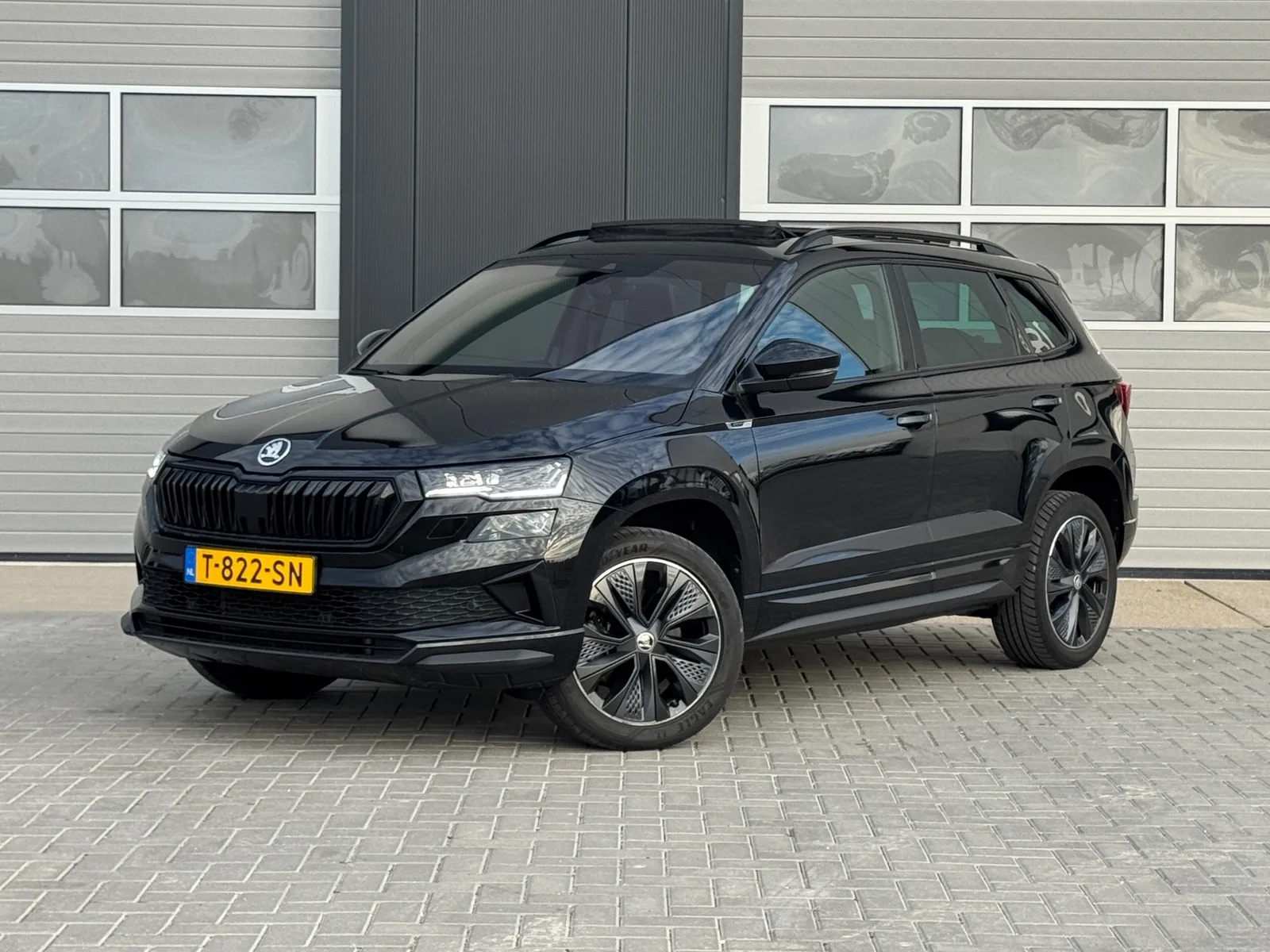Škoda Karoq (2023) — foto 1