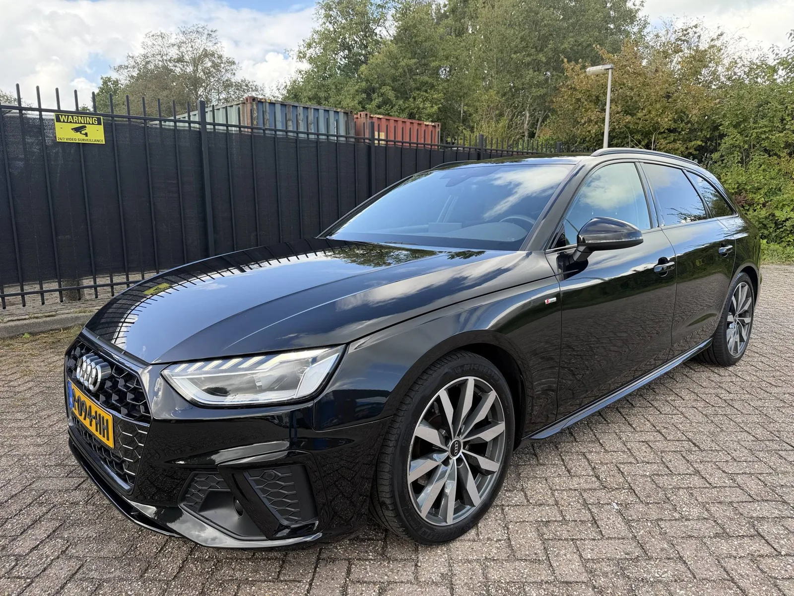 Audi A4 (2022) — foto 1