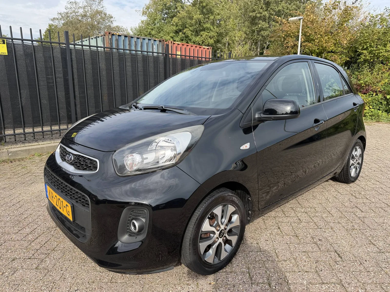 Kia Picanto (2016) — foto 1