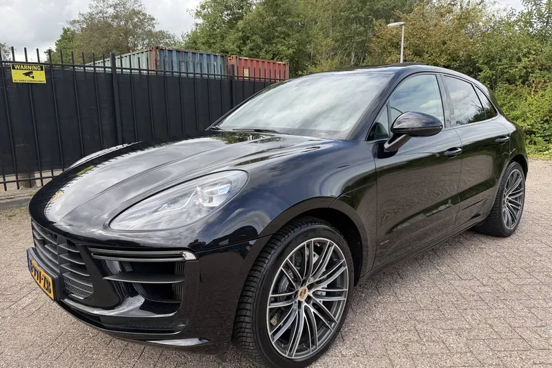Porsche Macan (2020)