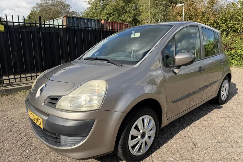 Renault Modus (2008)
