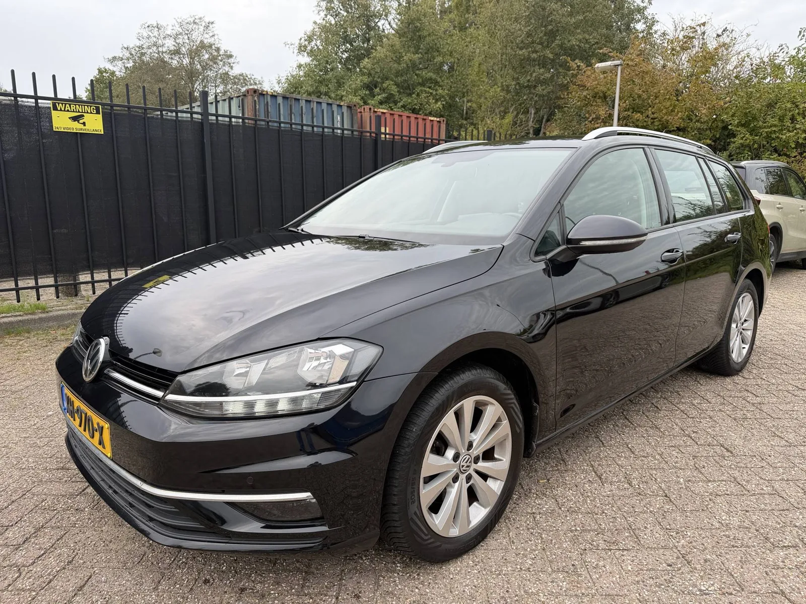 Volkswagen Golf (2019) — foto 1