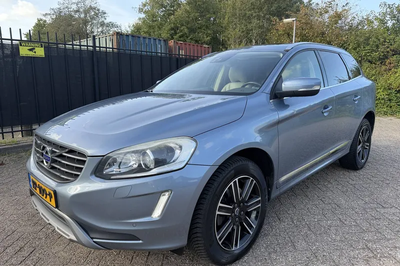 Volvo XC60 (2016)