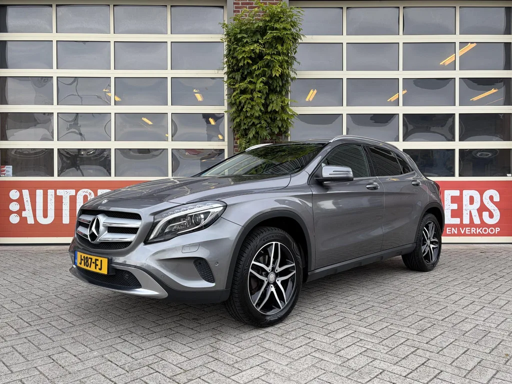 Mercedes-Benz GLA-Klasse (2015) — foto 1