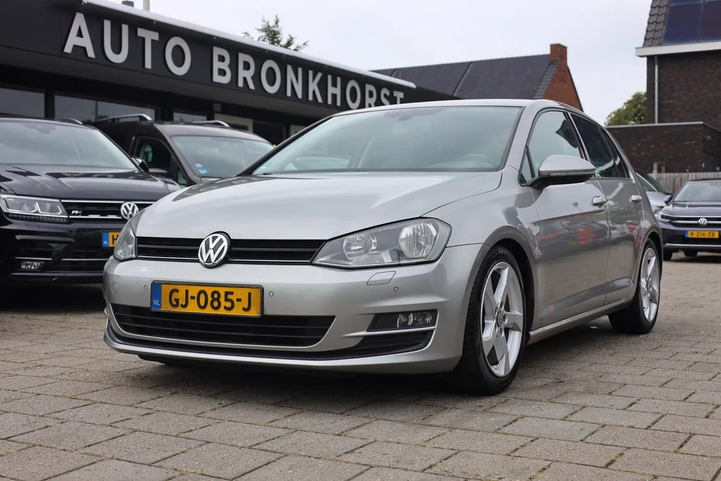 Volkswagen Golf (2014) — foto 1