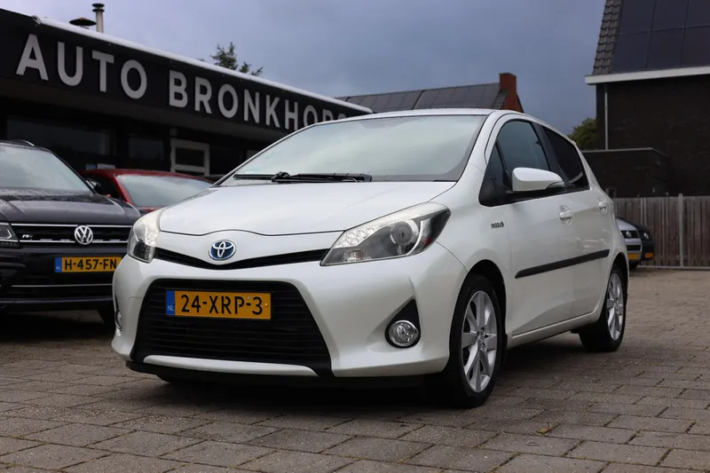 Toyota Yaris (2012)