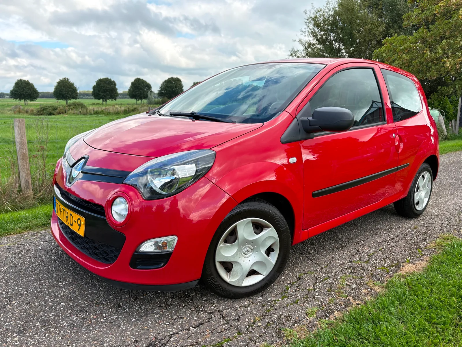 Renault Twingo (2012) — foto 1