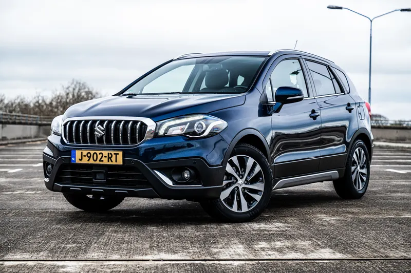 Suzuki S-Cross (2020)