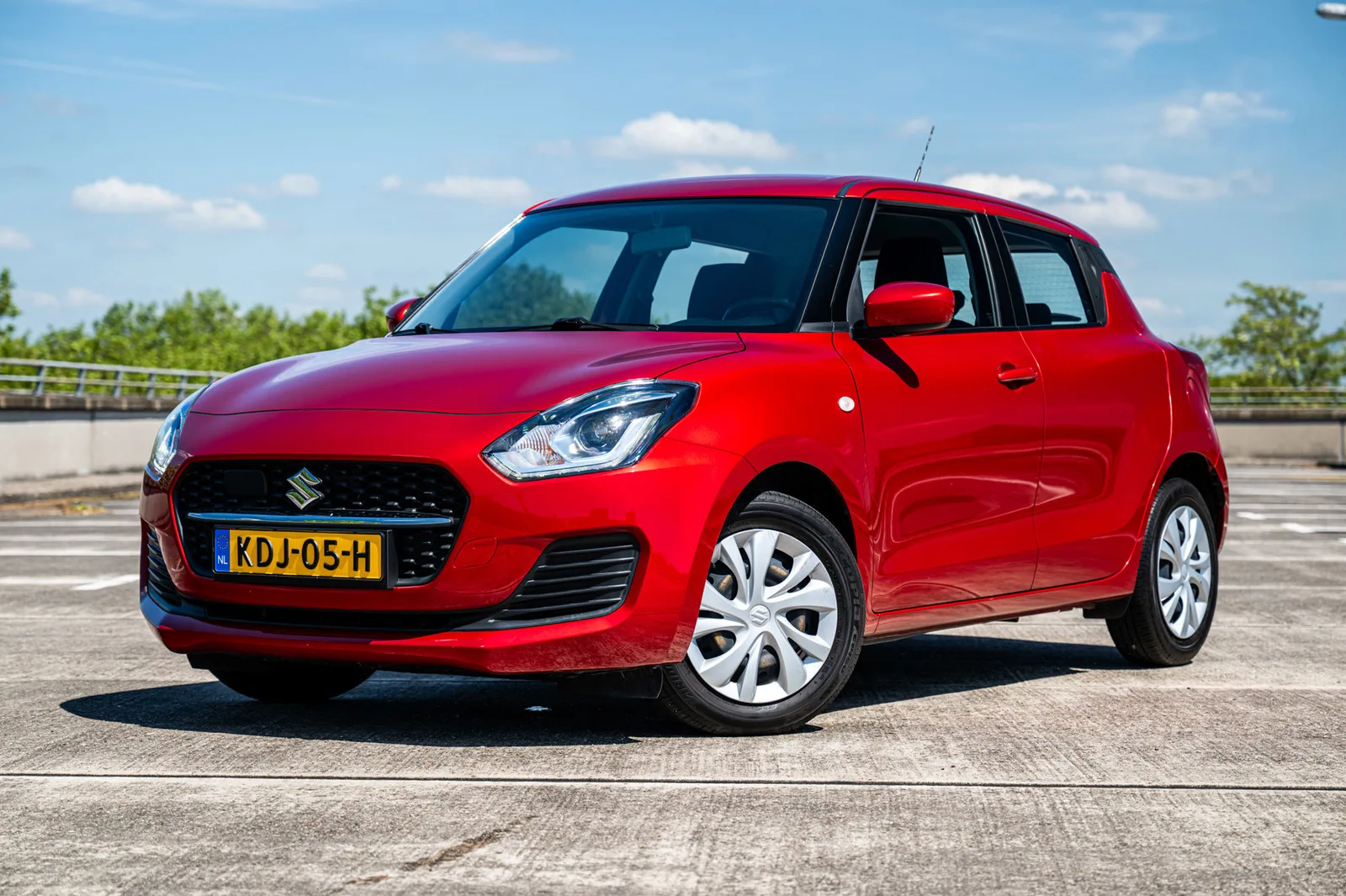 Suzuki Swift (2021) — foto 1