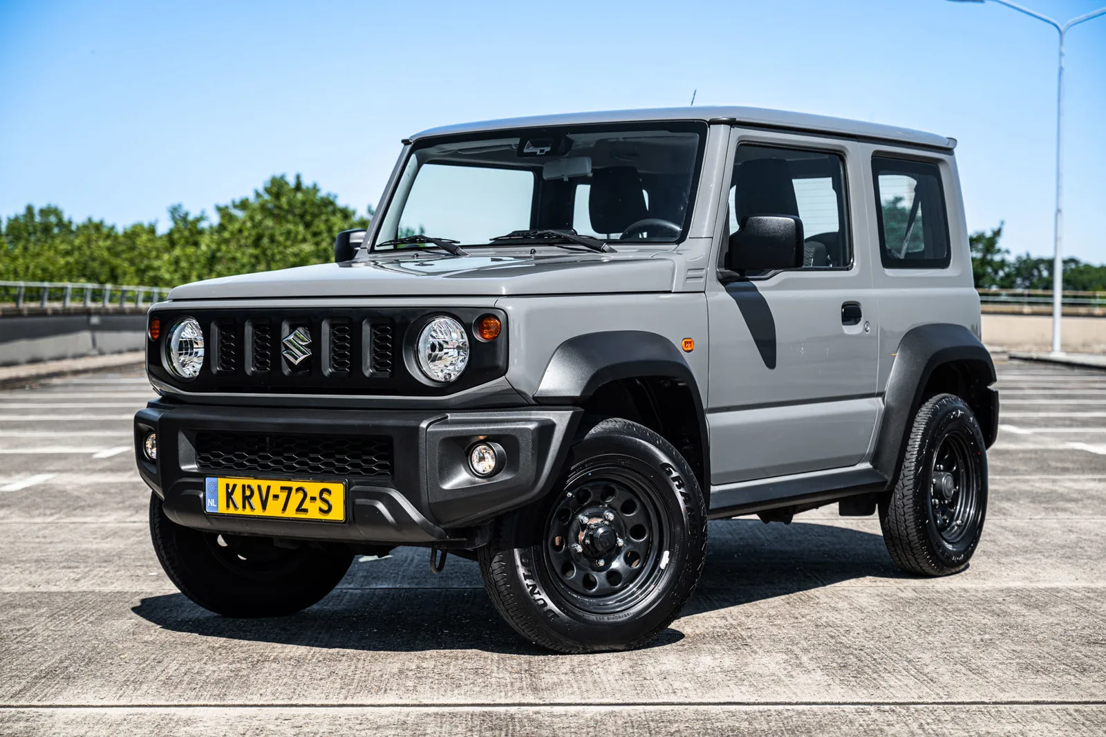 Suzuki Jimny (2019) — foto 1
