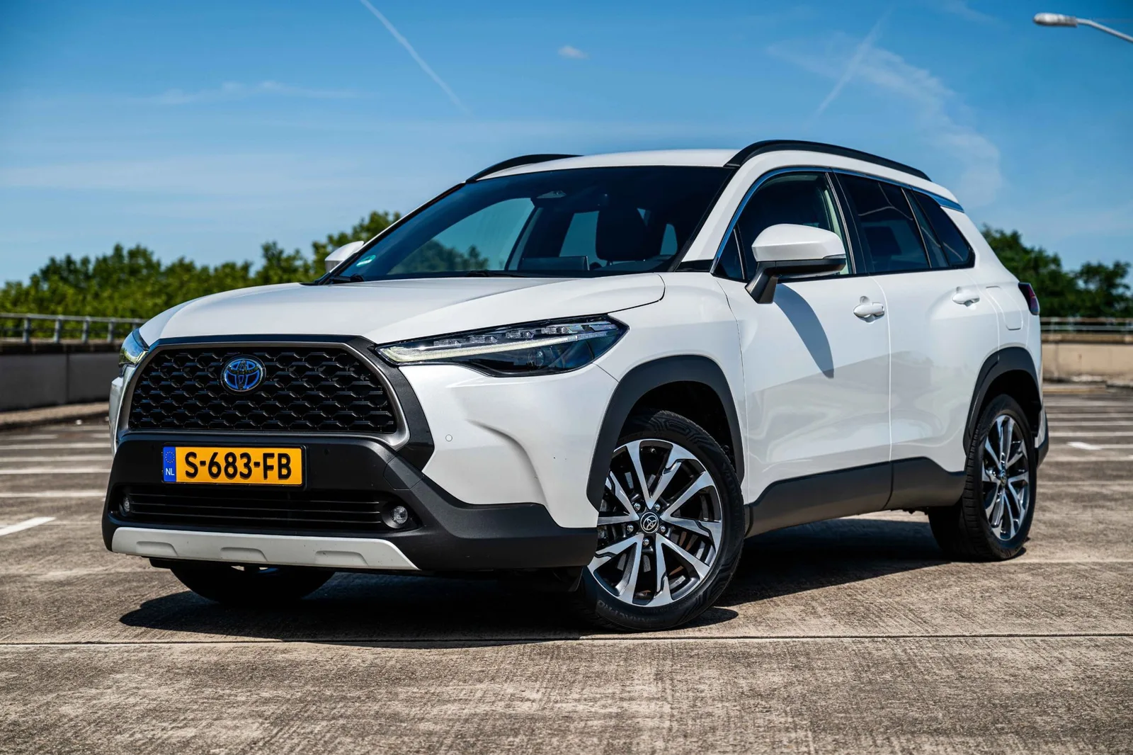 Toyota Corolla Cross (2023) — foto 1