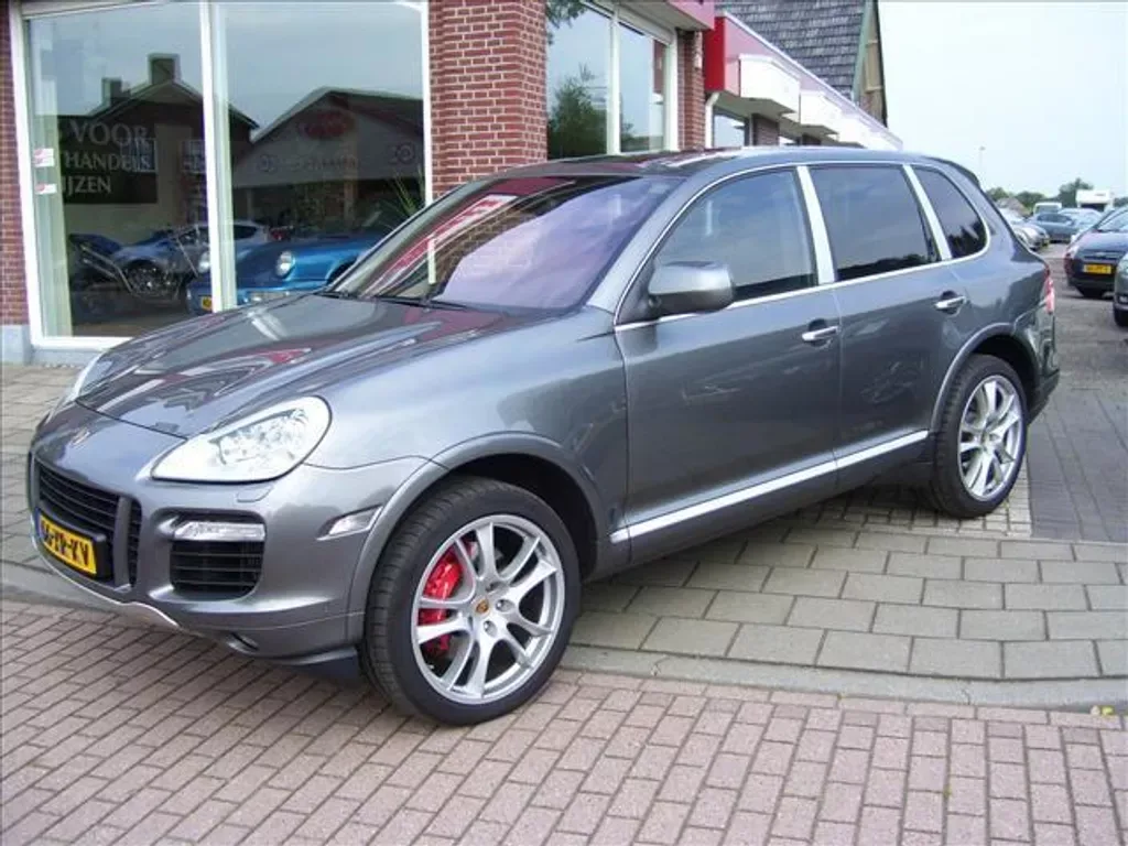 Porsche Cayenne (2007) — foto 1