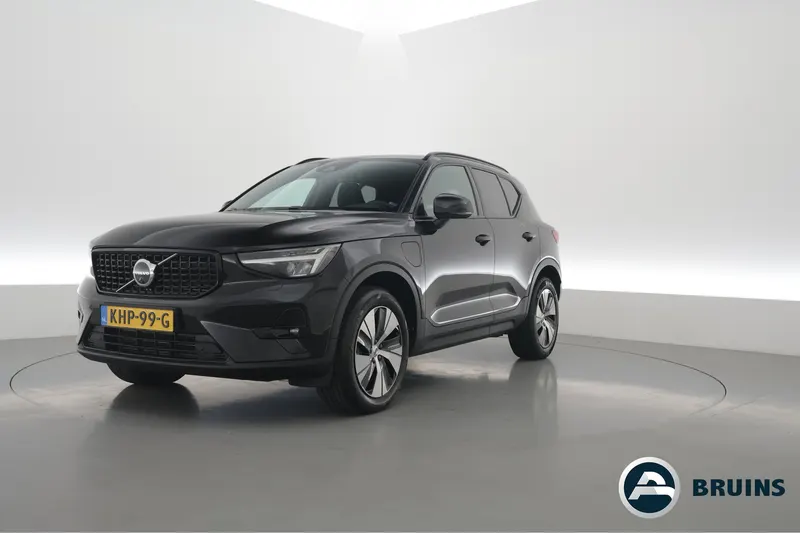 Volvo XC40 (2022)