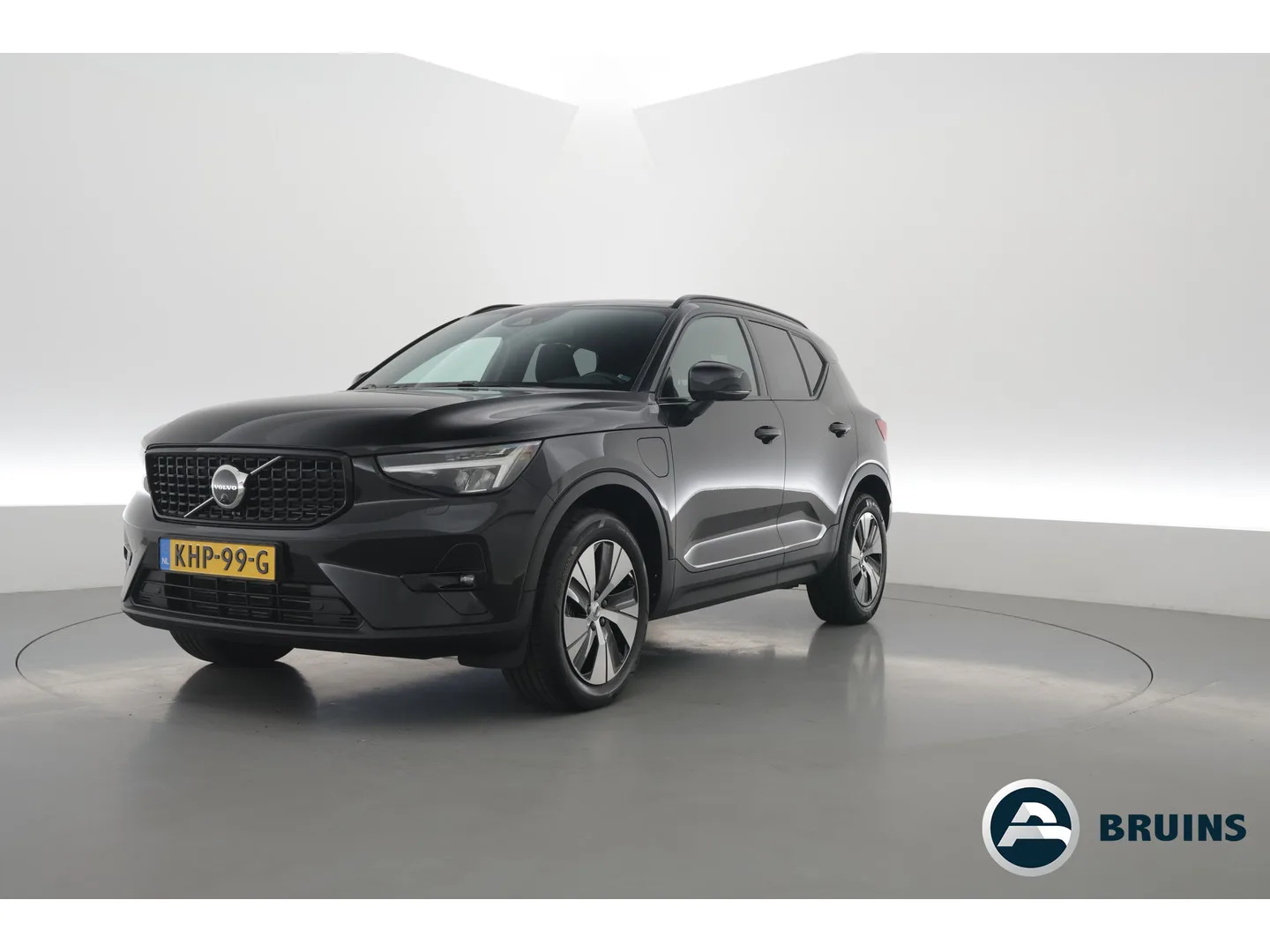 Volvo XC40 (2022) — foto 1