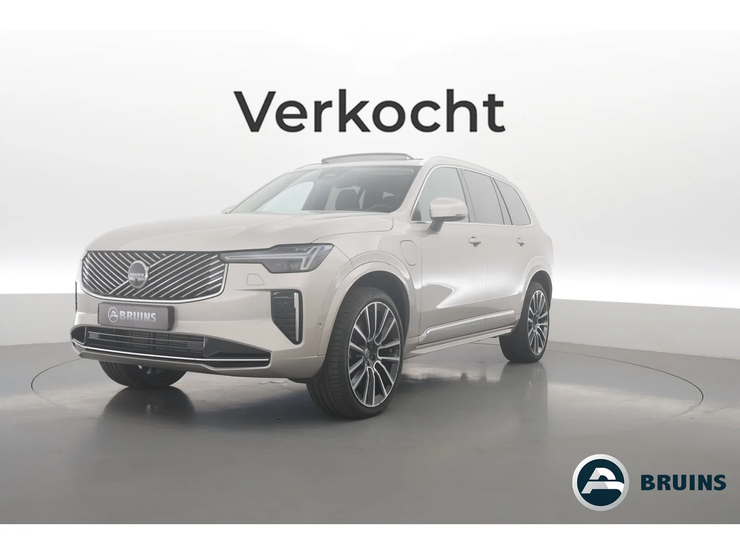 Volvo XC90 (2025) — foto 1