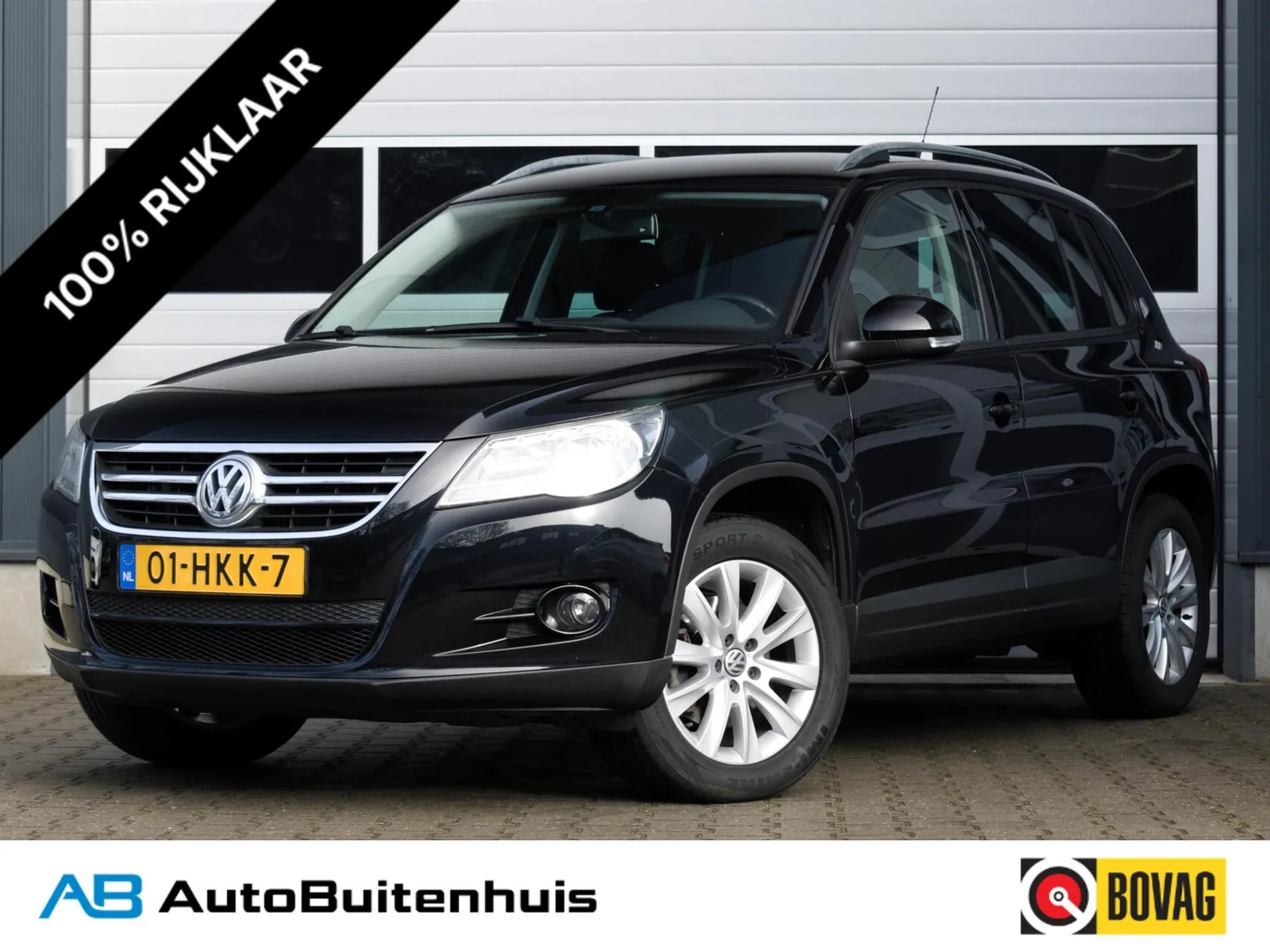Volkswagen Tiguan (2009) — foto 1