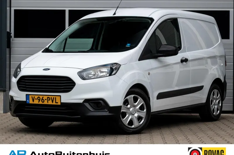 Ford Transit Courier (2022)