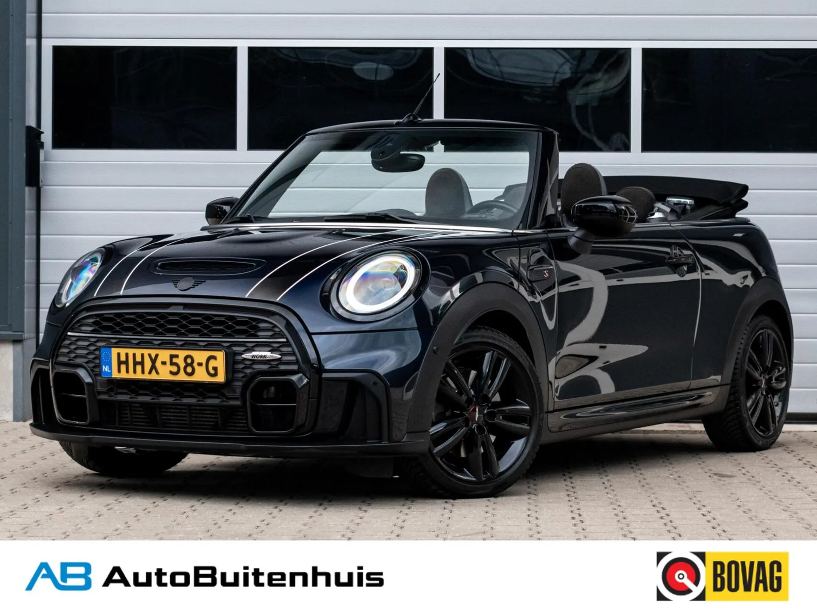 MINI Cabrio (2021) — foto 1