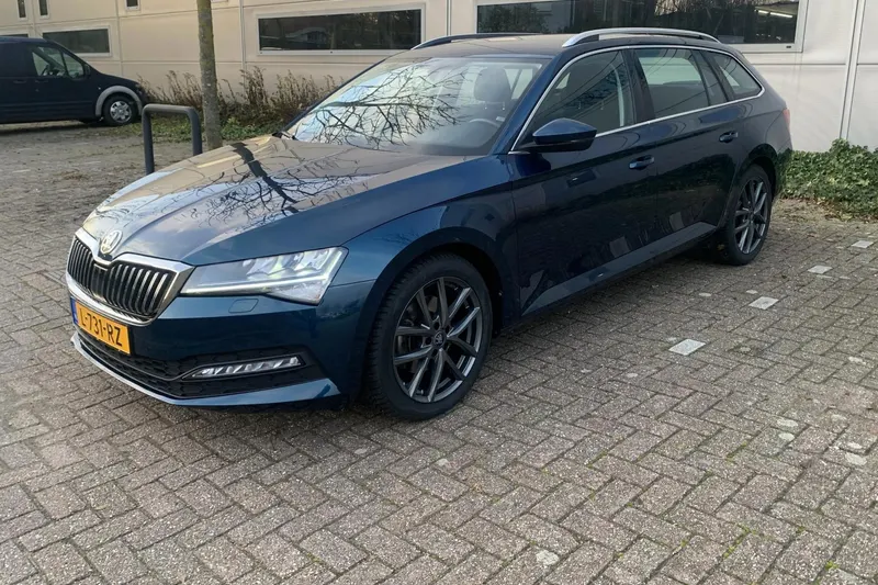 Škoda Superb (2021)