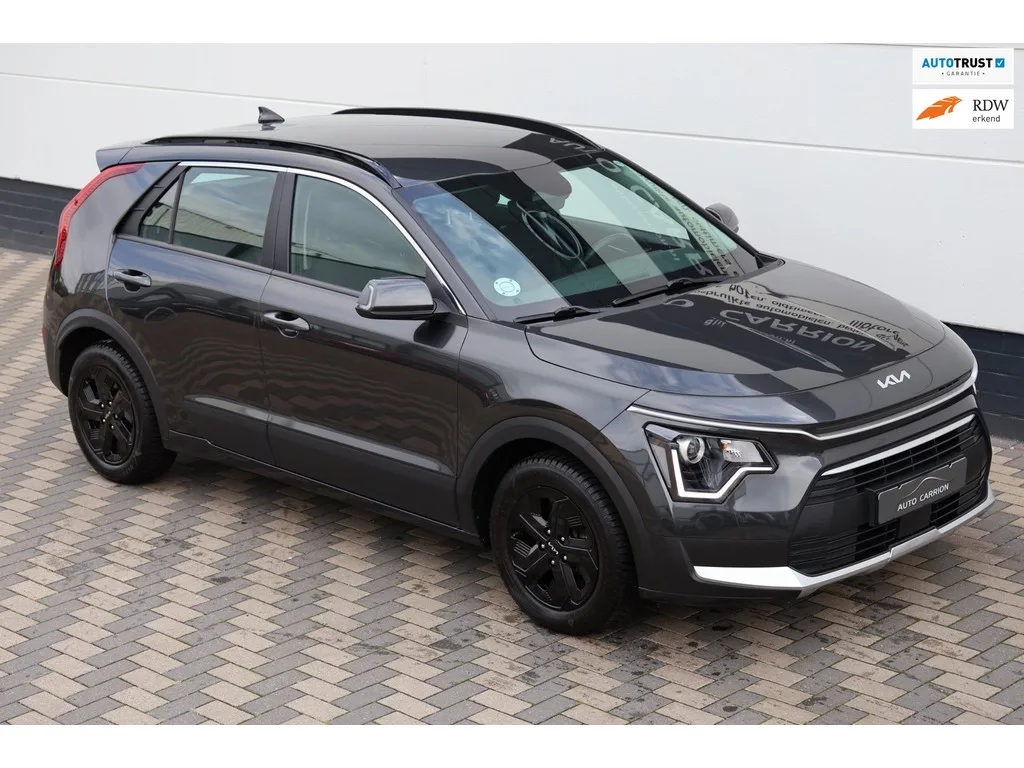 Kia Niro (2023) — foto 1