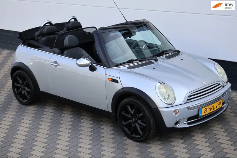 MINI Cabrio (2006)