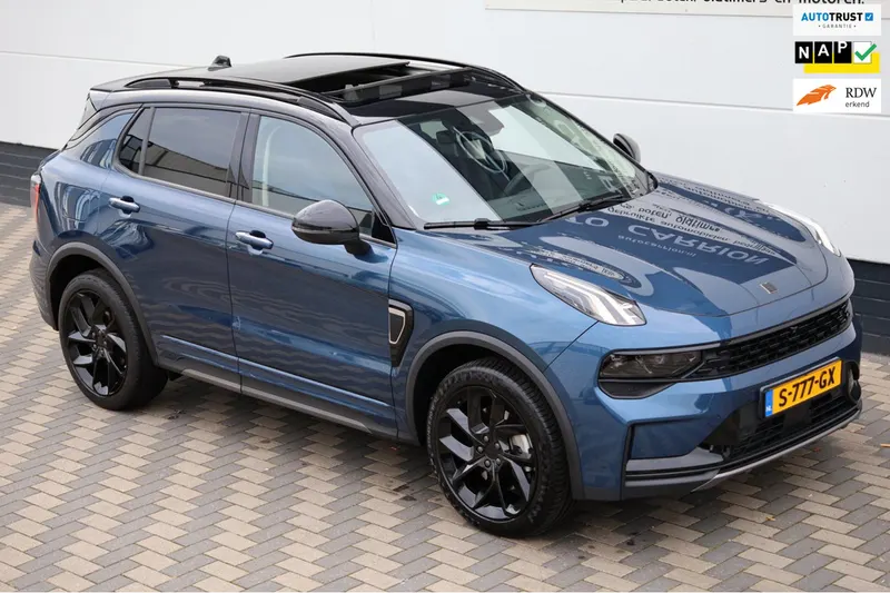 Lynk & Co 01 (2023)