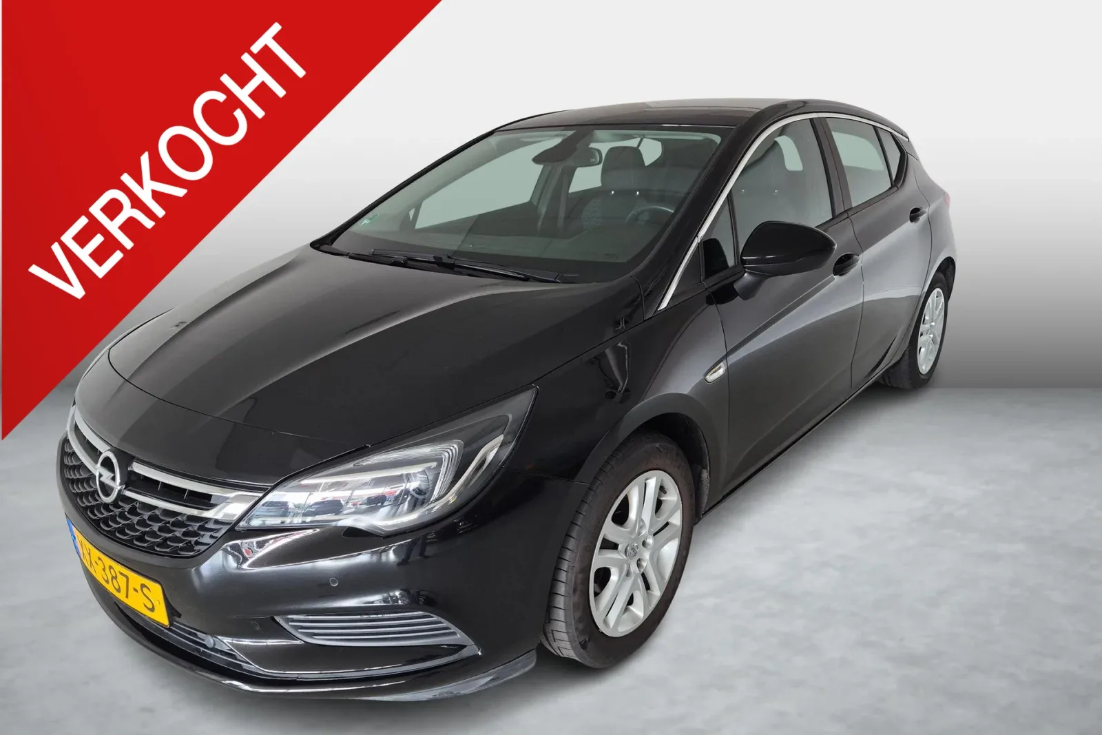 Opel Astra (2019) — foto 1