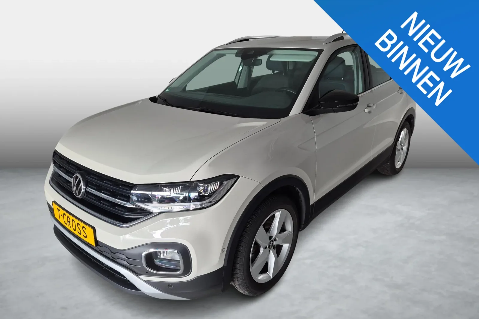 Volkswagen T-Cross (2023) — foto 1