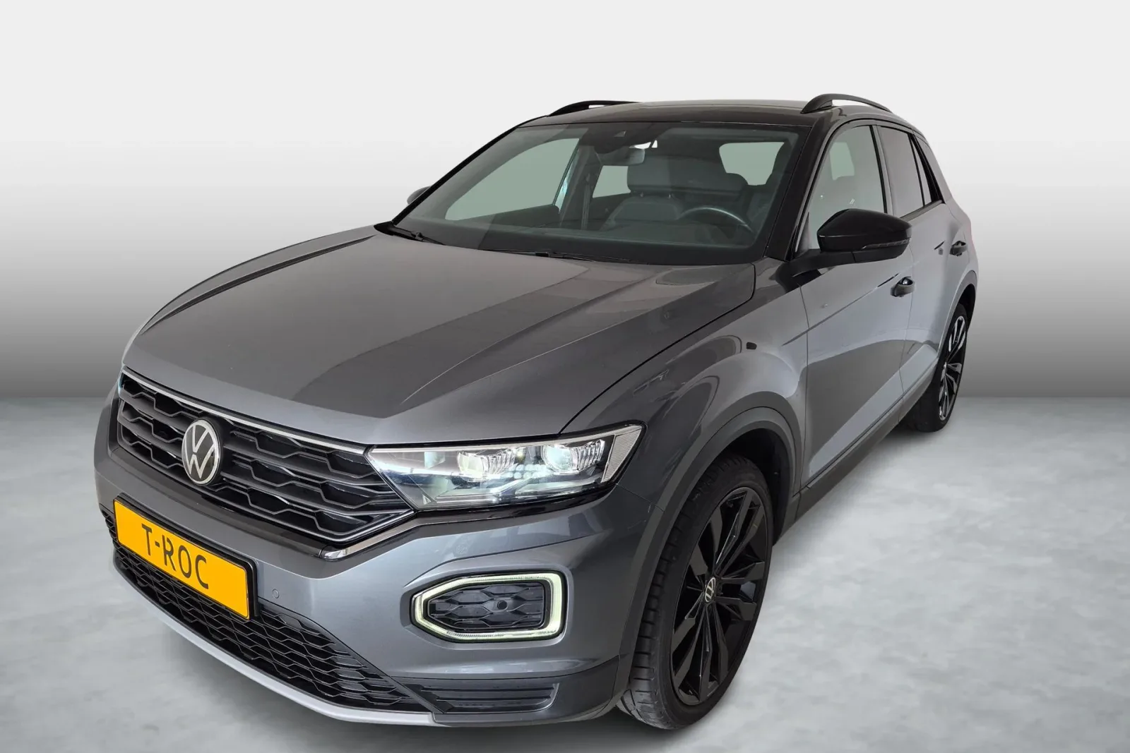 Volkswagen T-Roc (2022) — foto 1