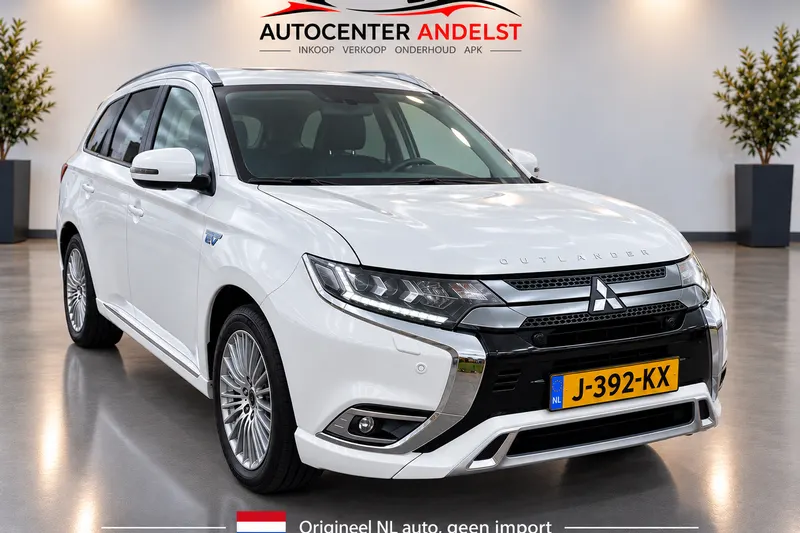 Mitsubishi Outlander (2020)