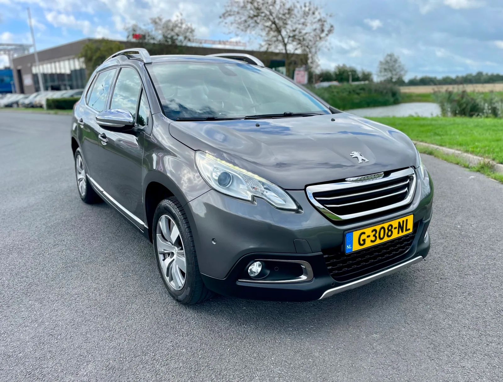 Peugeot 2008 (2016) — foto 1