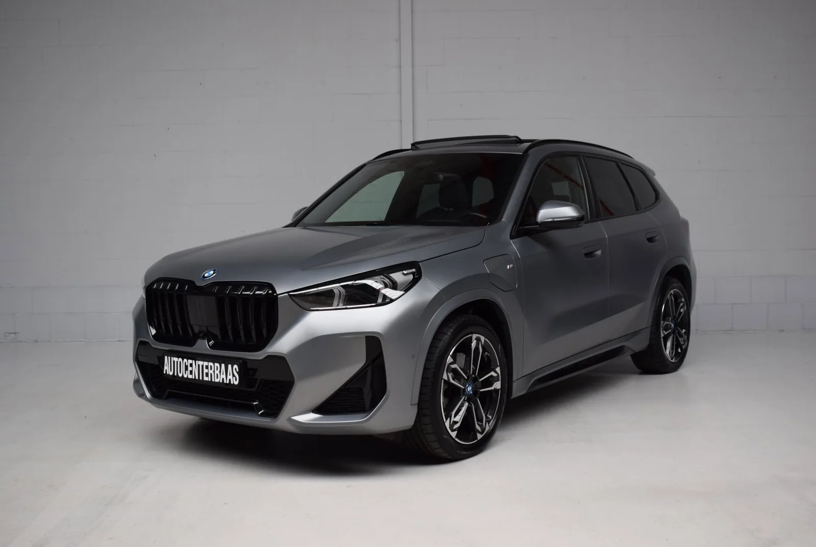 BMW X1 (2023) — foto 1