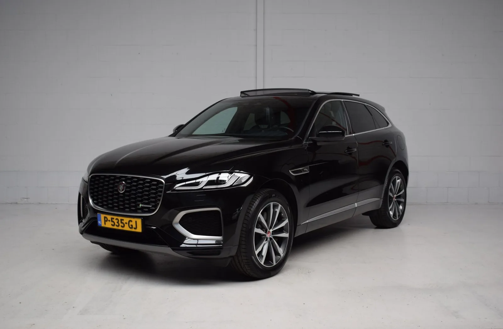 Jaguar F-Pace (2022) — foto 1