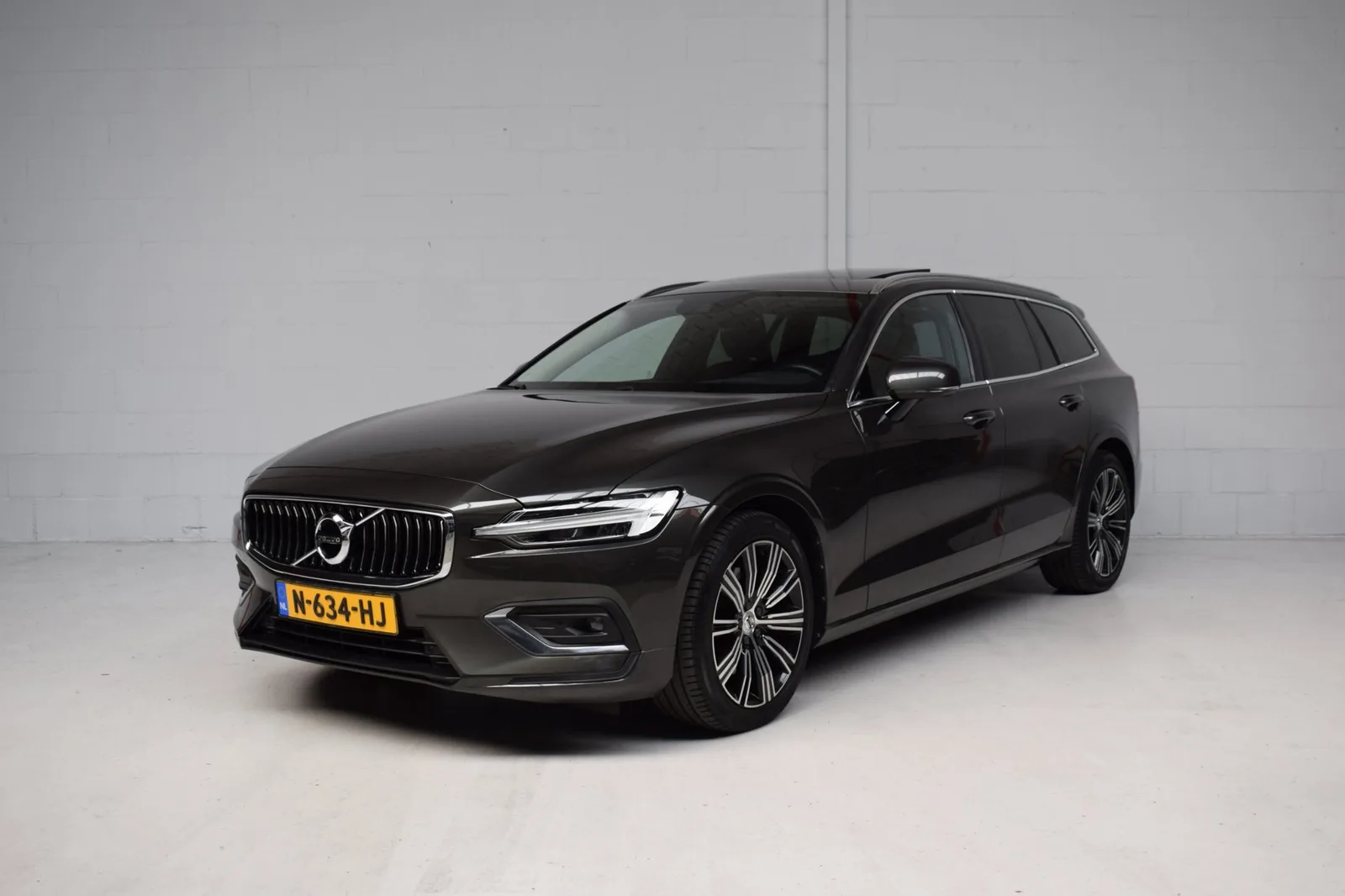 Volvo V60 (2020) — foto 1