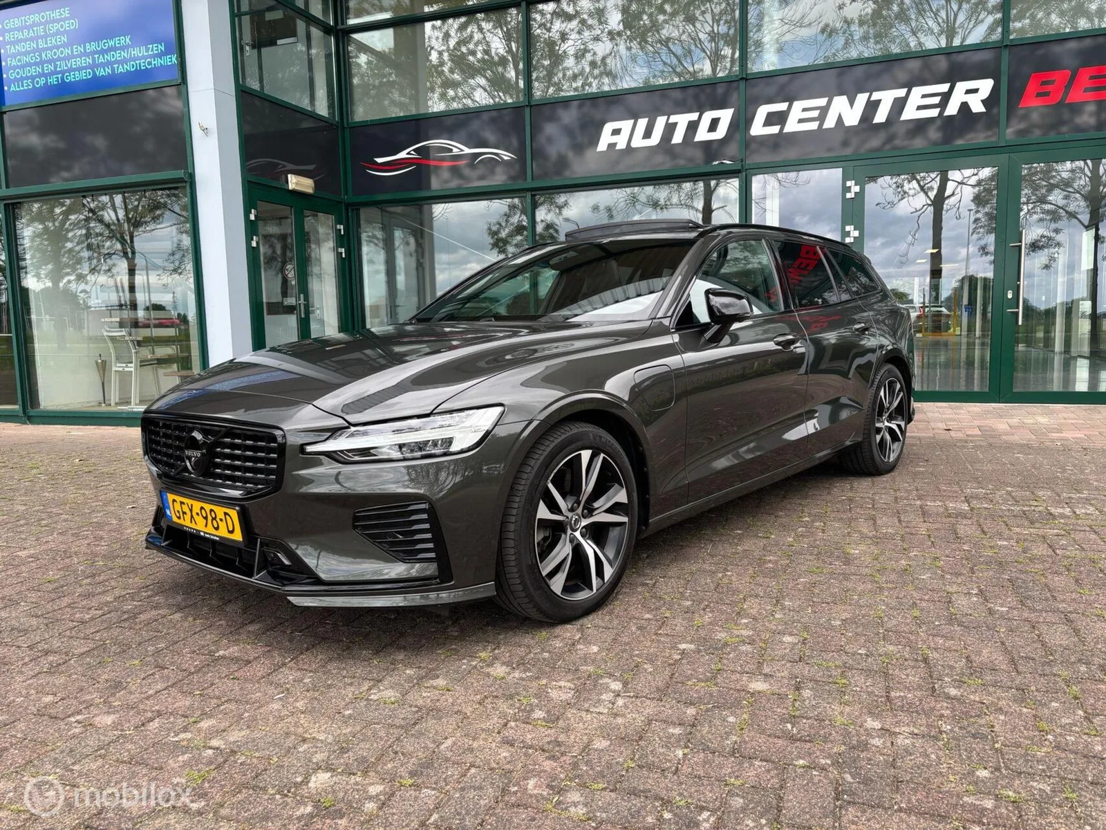 Volvo V60 (2022) — foto 1