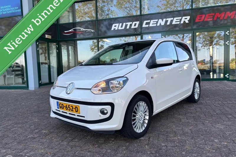 Volkswagen Up! (2013)