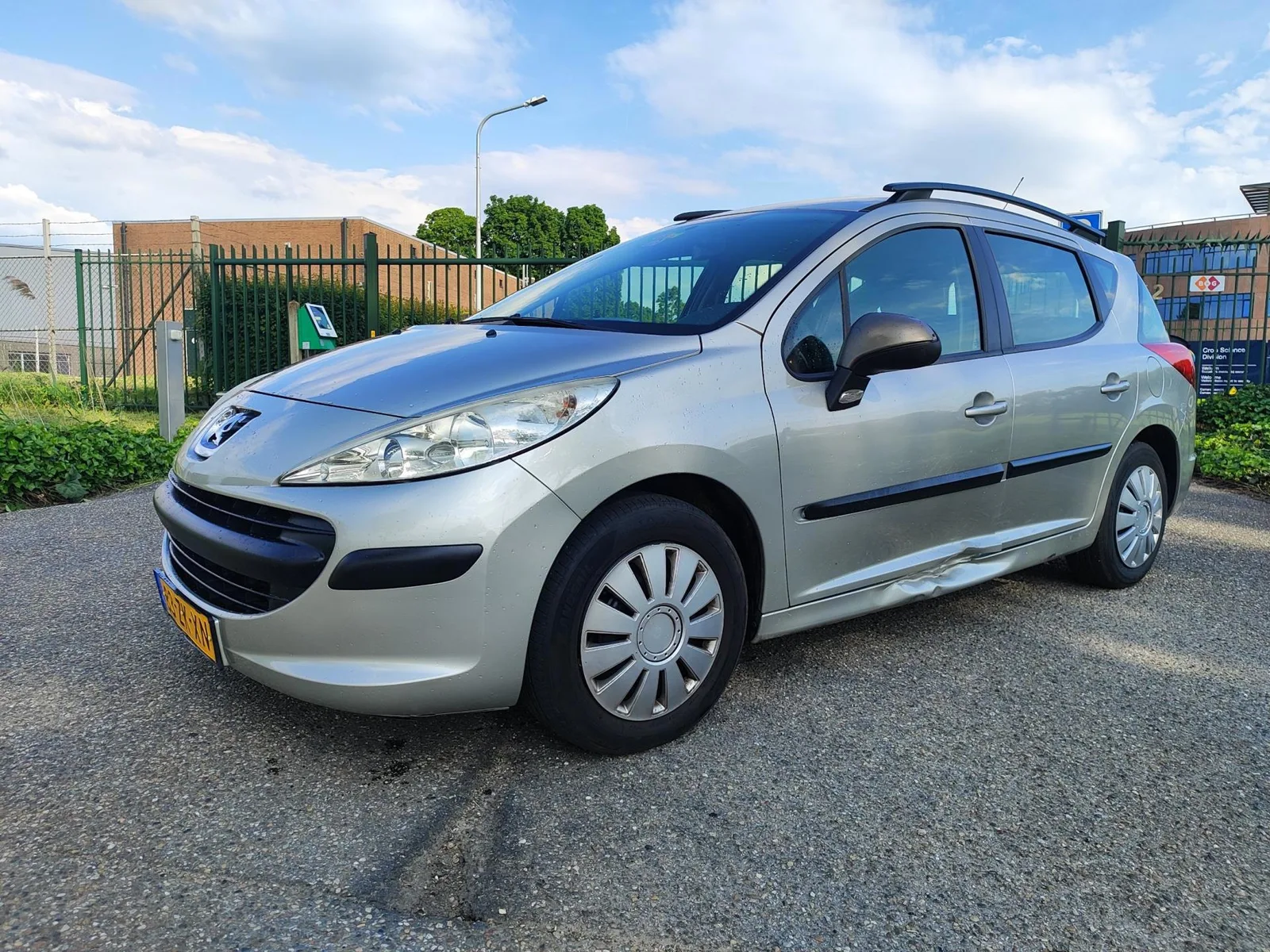 Peugeot 207 (2008) — foto 1