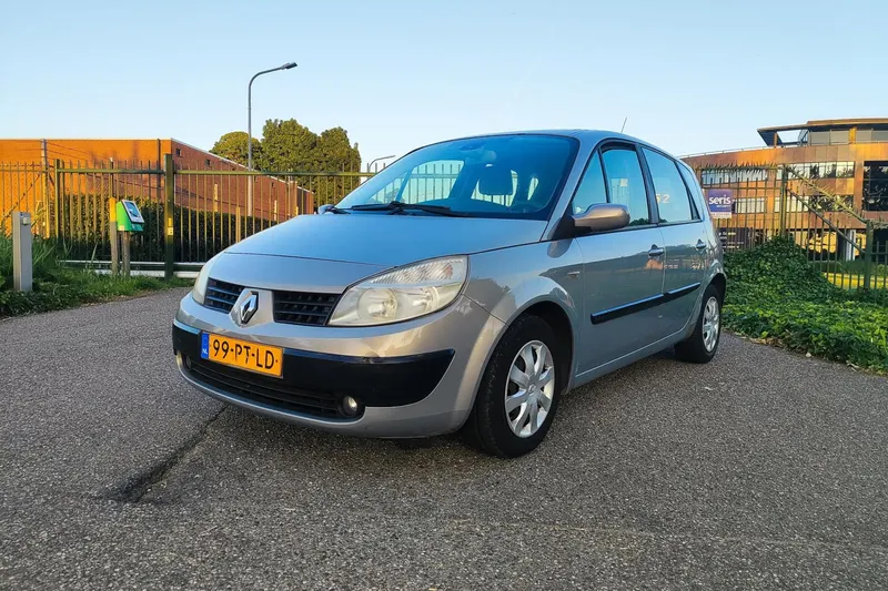Renault Scénic (2004)