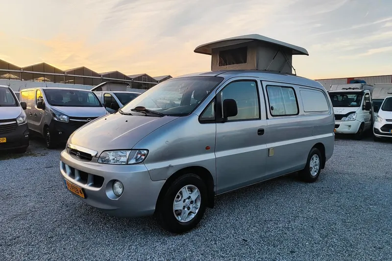 Hyundai H200 (2002)