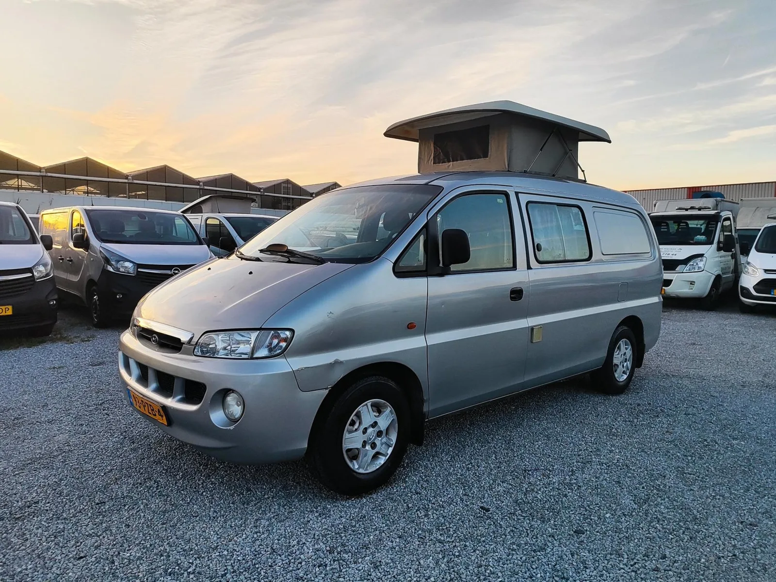 Hyundai H200 (2002) — foto 1