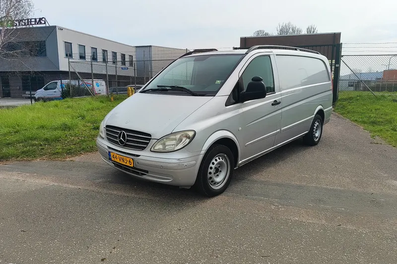 Mercedes-Benz Vito (2008)
