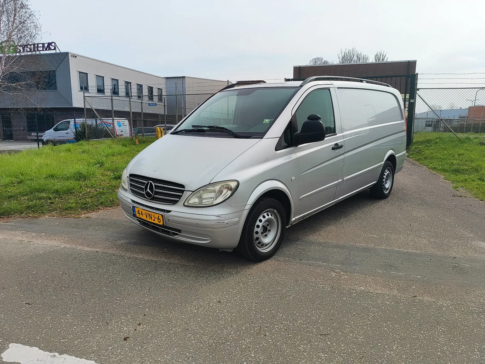 Mercedes-Benz Vito (2008) — foto 1
